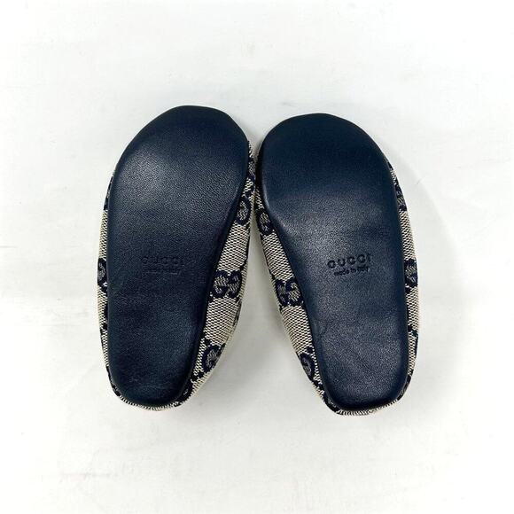Gucci GG Supreme Blue Monogram Canvas Leather Trim Maryjane Baby Girl Shoes - Picture 7 of 9
